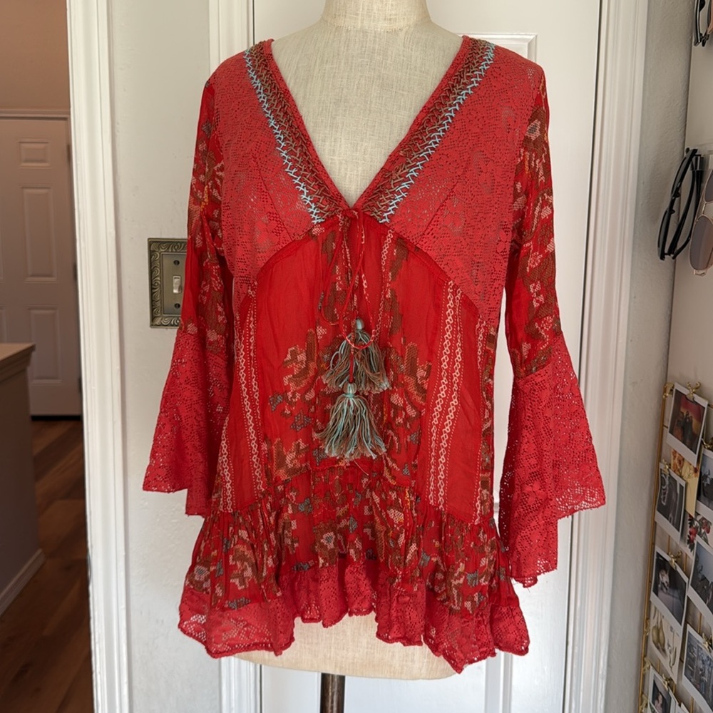 Guadalupe Designs deep V lace detail bohemian blouse